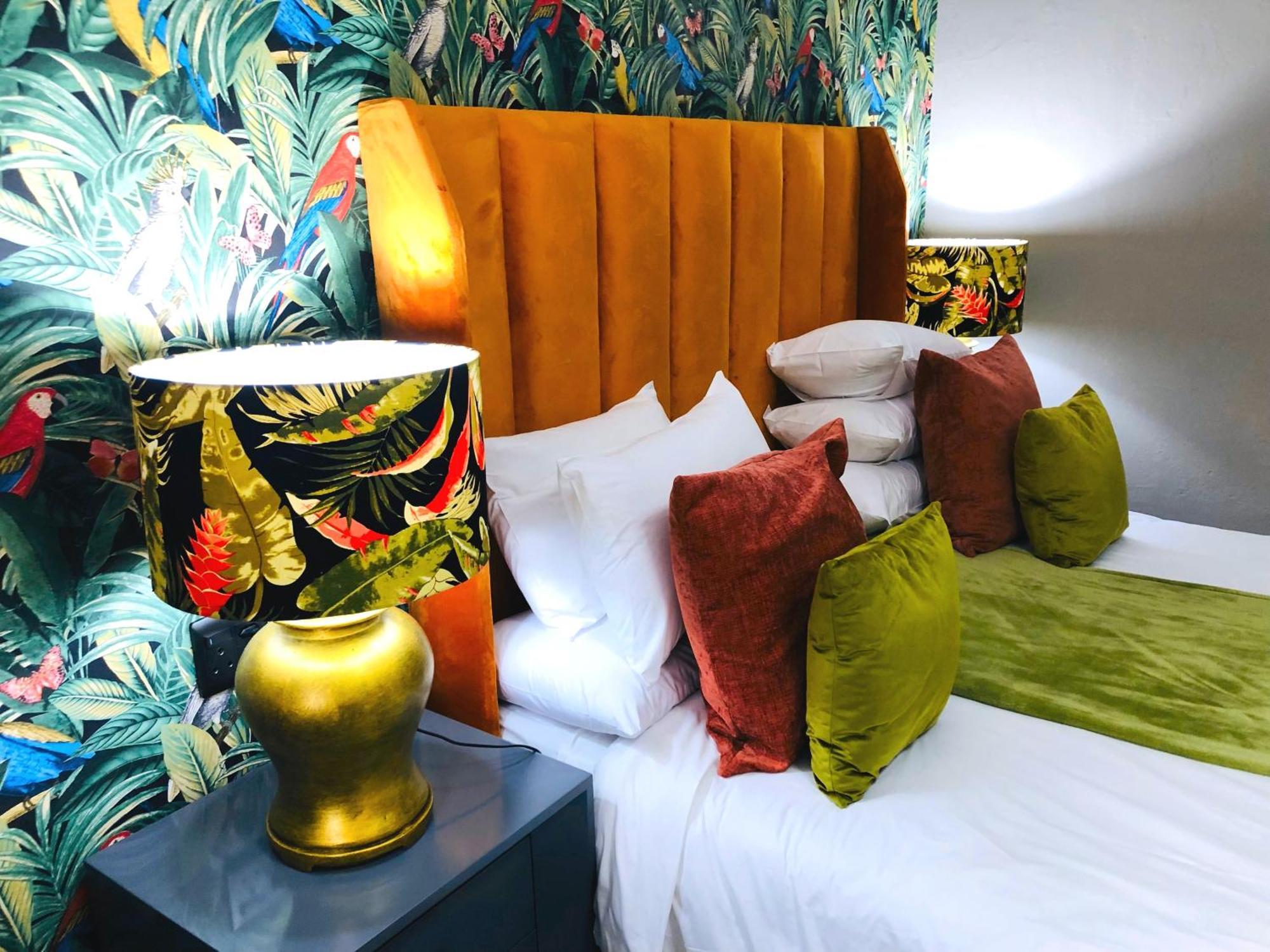 Grafiti Boutique Hotel Bela-Bela Quarto foto